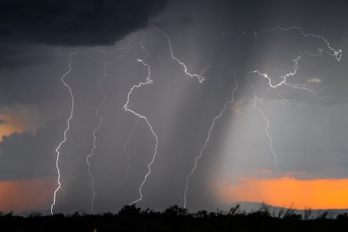 take great lightning photos