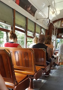 st_charles_streetcar