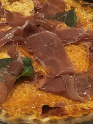 Ham_pizza